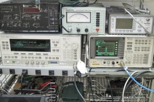 Spectrum Analyzer and frequency generator